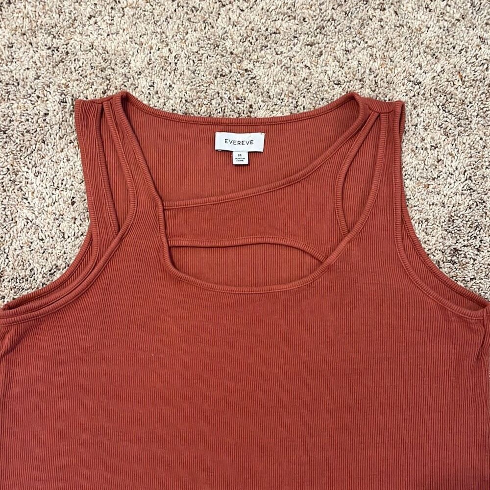 Evereve Rust Ribbed Cutout Tank Medium - Picture 4 of 8